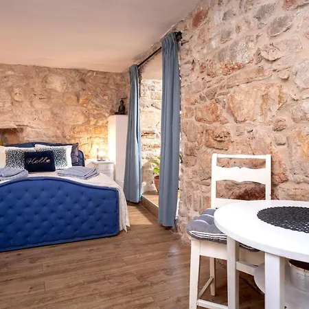 Heritage Stone House Retreat -free Parking Apartamento